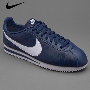 NIKE NAVY BLUE LEATHER CORTEZ 10.5sz